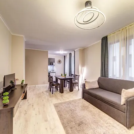 Warm Mountain Hideout شقة بامبوروفو