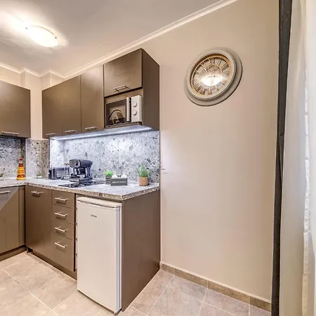 Warm Mountain Hideout بامبوروفو