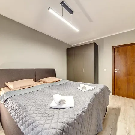 Warm Mountain Hideout * بامبوروفو