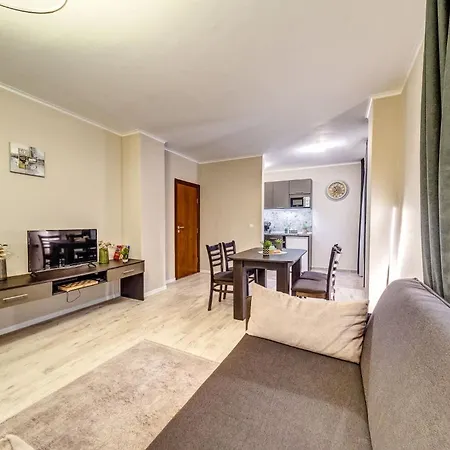 Warm Mountain Hideout * بامبوروفو