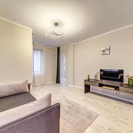 Warm Mountain Hideout شقة