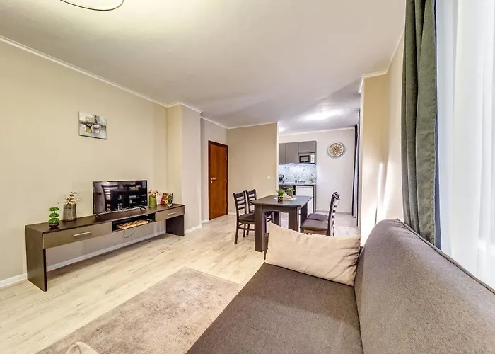 Warm Mountain Hideout * بامبوروفو